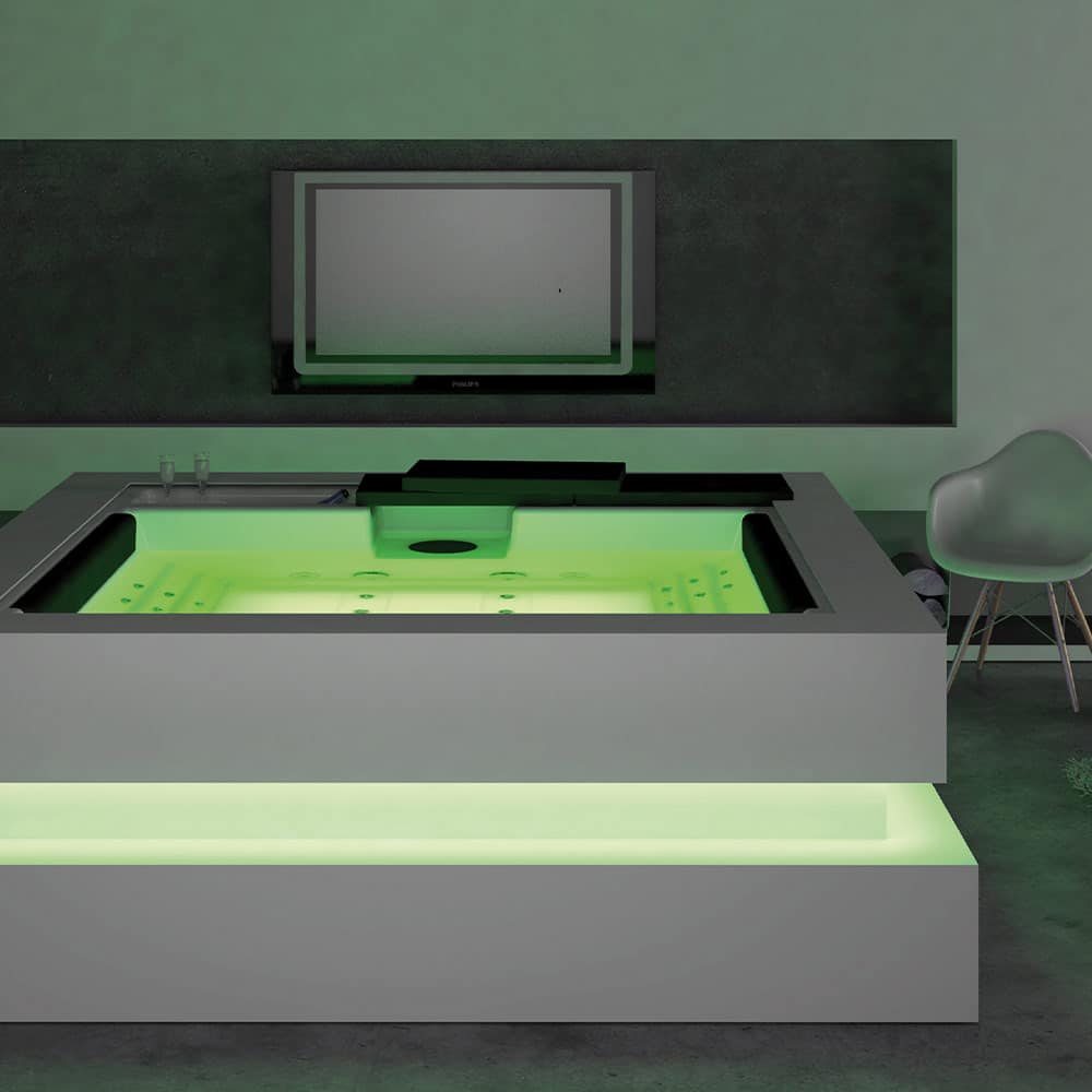 Green color chromotherapy hot tub