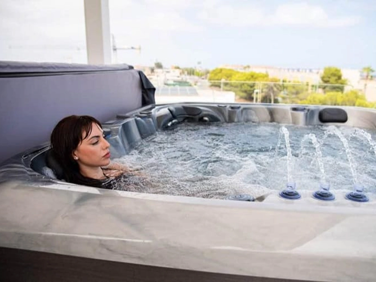 Hot Tub Delivered in Deerfield Beach