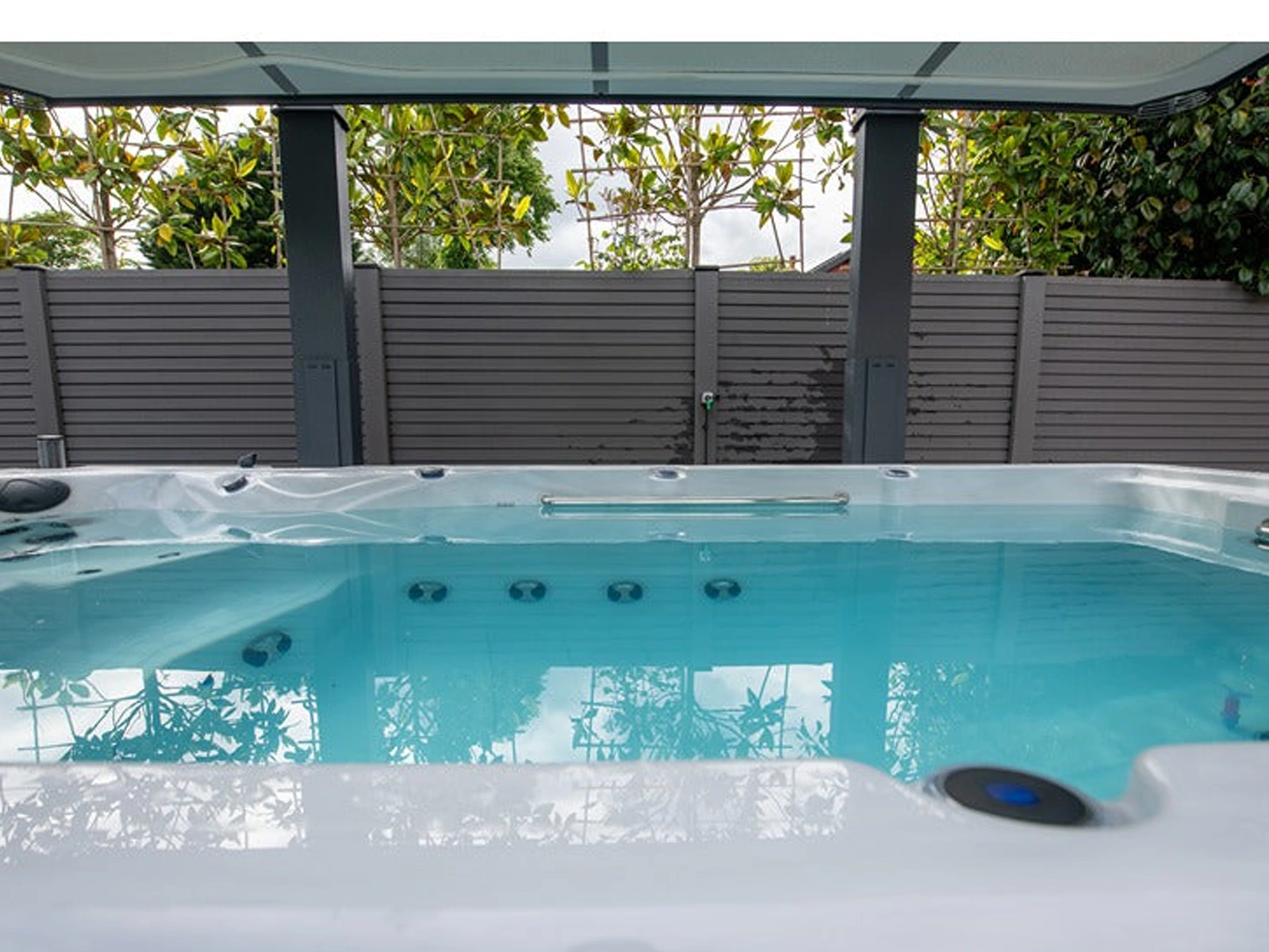 Hot Tub Delivery in The Acreage