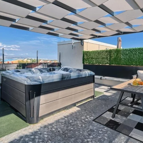 Rooftop Hot Tub Nassau Bahamas Luxury Installation